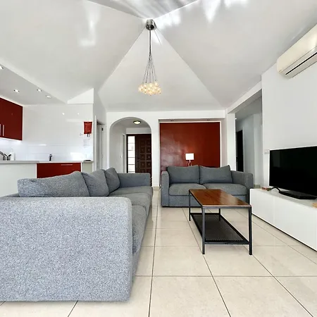 Paradise Found, Golf Del Sur *