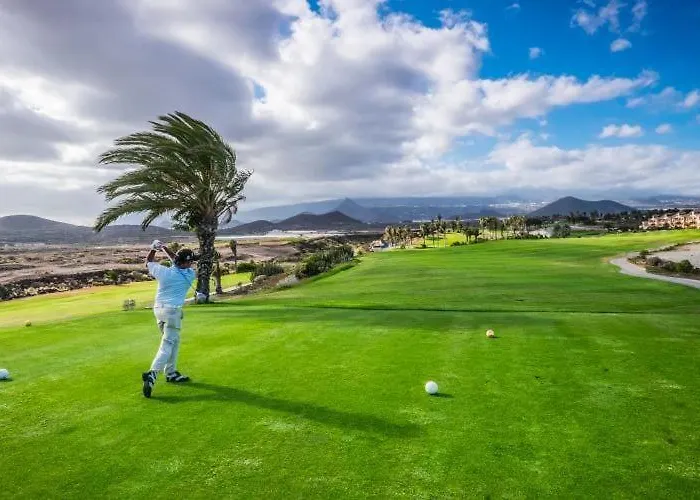 Paradise Found, Golf Del Sur 빌라