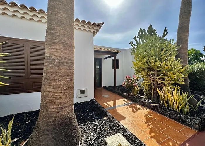 Paradise Found, Golf Del Sur * سان ميغيل ذي أبونا