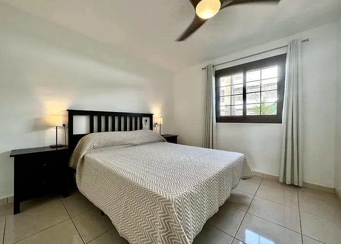 Paradise Found, Golf Del Sur 산미겔데아보나