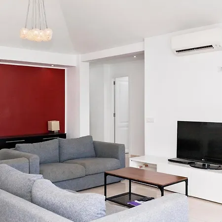 Paradise Found, Golf Del Sur Villa