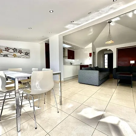 Paradise Found, Golf Del Sur Villa