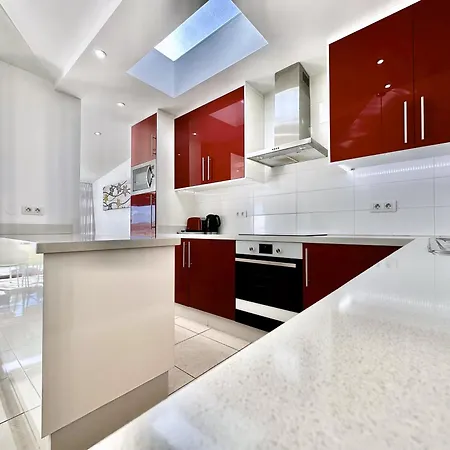 Paradise Found, Golf Del Sur *