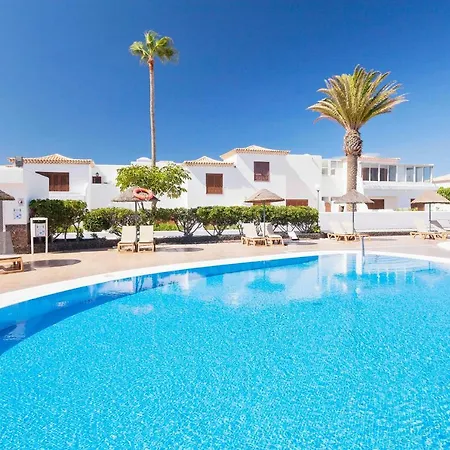 Paradise Found, Golf Del Sur Vila